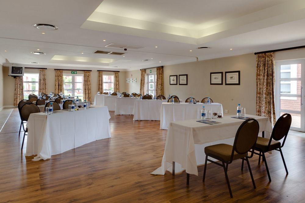 Protea Hotel By Marriott Mahikeng Mafikeng Buitenkant foto