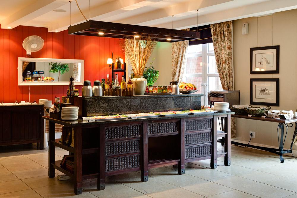 Protea Hotel By Marriott Mahikeng Mafikeng Buitenkant foto
